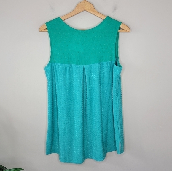 NWT Luukse | Green Textured Tank Top Size Small - Picture 3 of 5